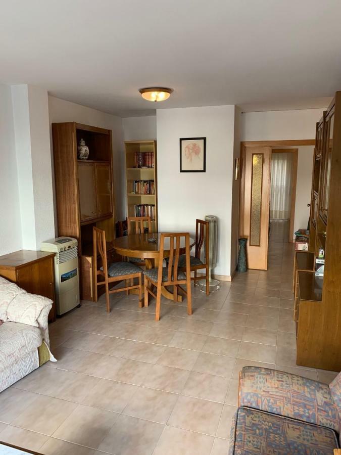 Apartamento Cambrilsfornia Exterior foto