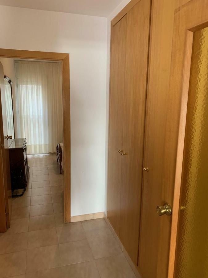 Apartamento Cambrilsfornia Exterior foto