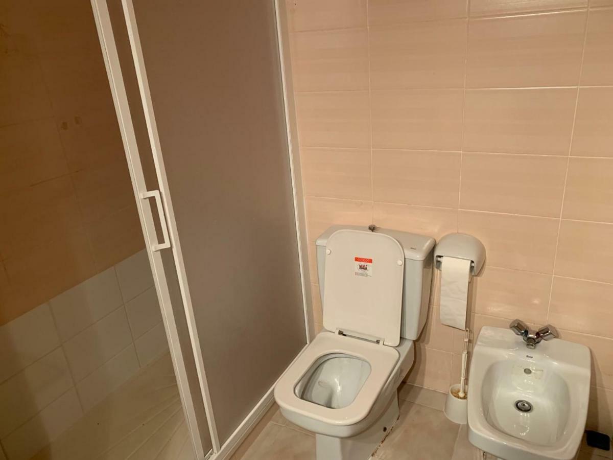 Apartamento Cambrilsfornia Exterior foto