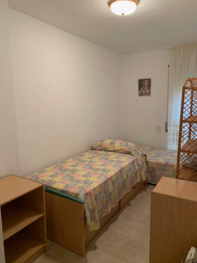 Apartamento Cambrilsfornia Exterior foto