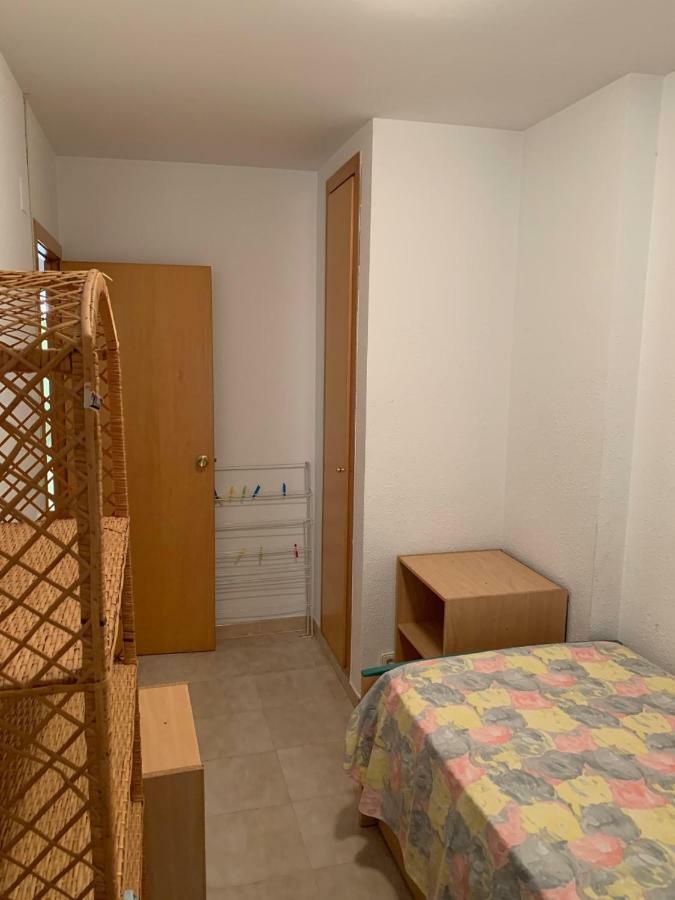 Apartamento Cambrilsfornia Exterior foto