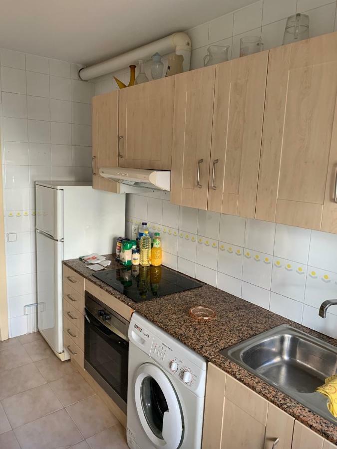 Apartamento Cambrilsfornia Exterior foto